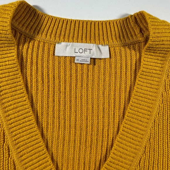 LOFT V-Neck Ribbed Cardigan Sweater Size XS - Picture 3 of 7